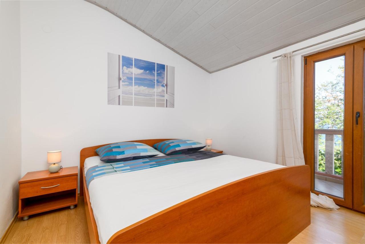 Apartments By The Sea Duga Luka - Prtlog, Labin - 2335 المظهر الخارجي الصورة