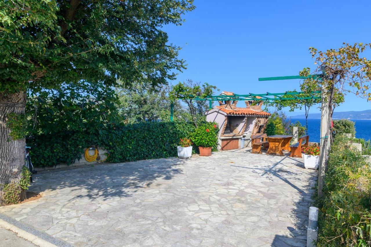 Apartments By The Sea Duga Luka - Prtlog, Labin - 2335 المظهر الخارجي الصورة