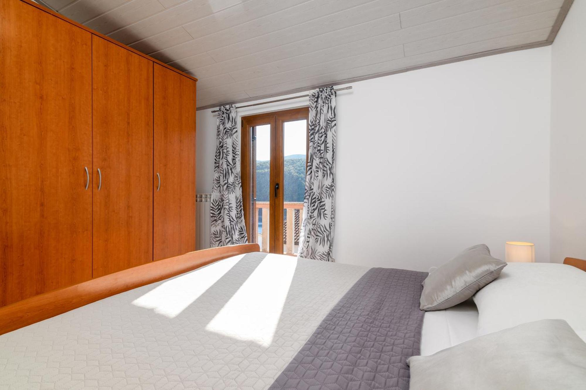 Apartments By The Sea Duga Luka - Prtlog, Labin - 2335 الغرفة الصورة